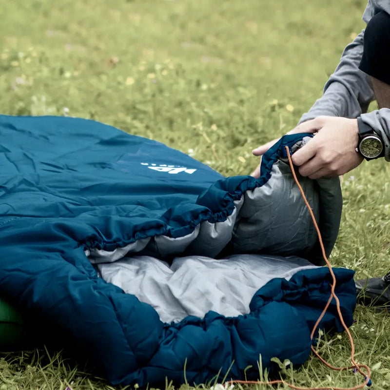 Load image into Gallery viewer, Camfy 30 Sleeping Bag - Camping
